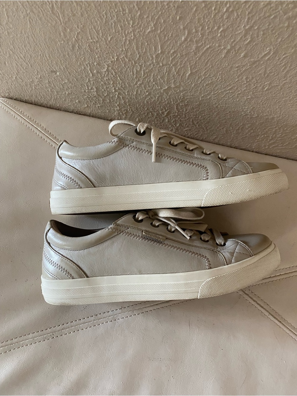 Taos Leather Sneakers Plim Soul Lux Oyster Gray Taupe Neutral Size 9.5 - Picture 10 of 13